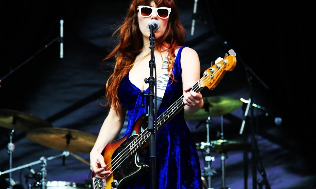 девушка, jenny lewis, сцена, певица, гитара, дженни льюис