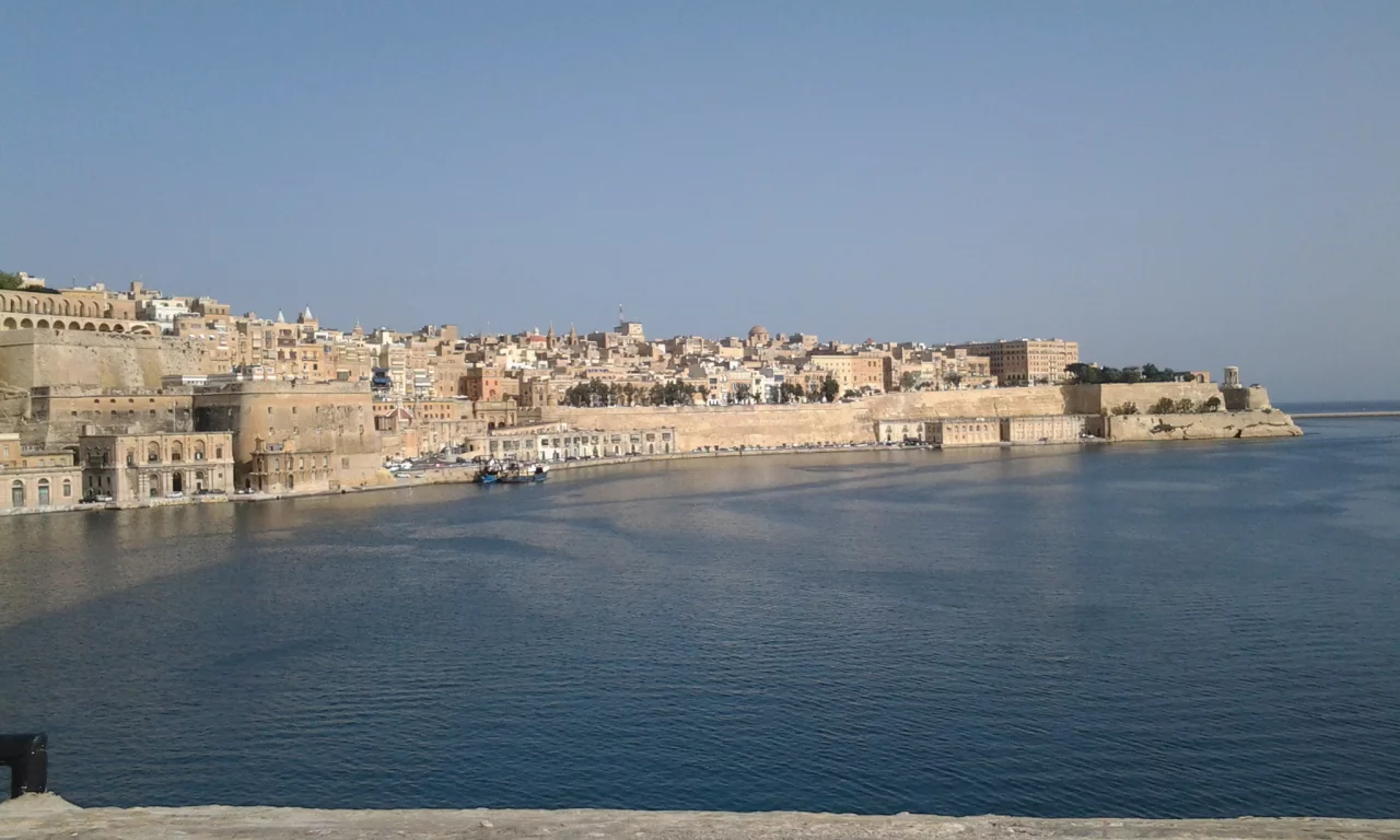 Мальта, Валлетта, Средиземное море, берег, море, небо