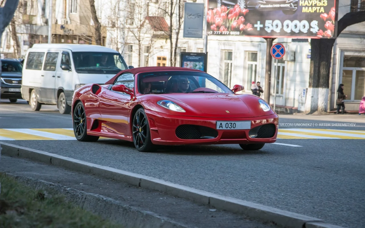 ferrari, almaty, казахстан