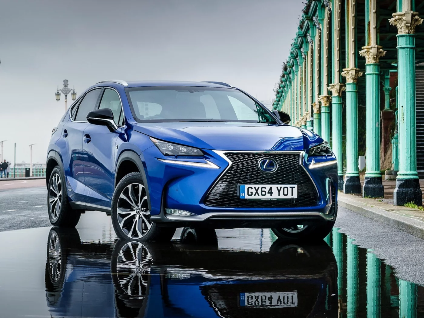 lexus-nx, 300h-f-sport-uk-2014-3