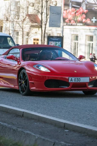ferrari, almaty, казахстан