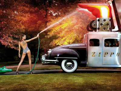 Машина, зажигалка, девушка, пожар, шланг, вода.
