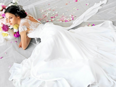 невеста, платье, цветы