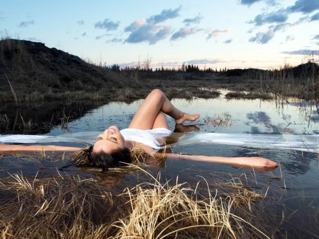 девушка, вода