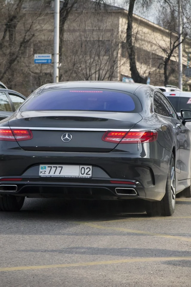 Mercedes-Benz, almaty