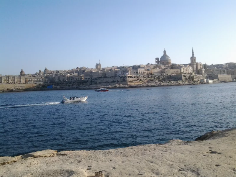 Мальта, Валлетта, Средиземное море, берег, море, небо