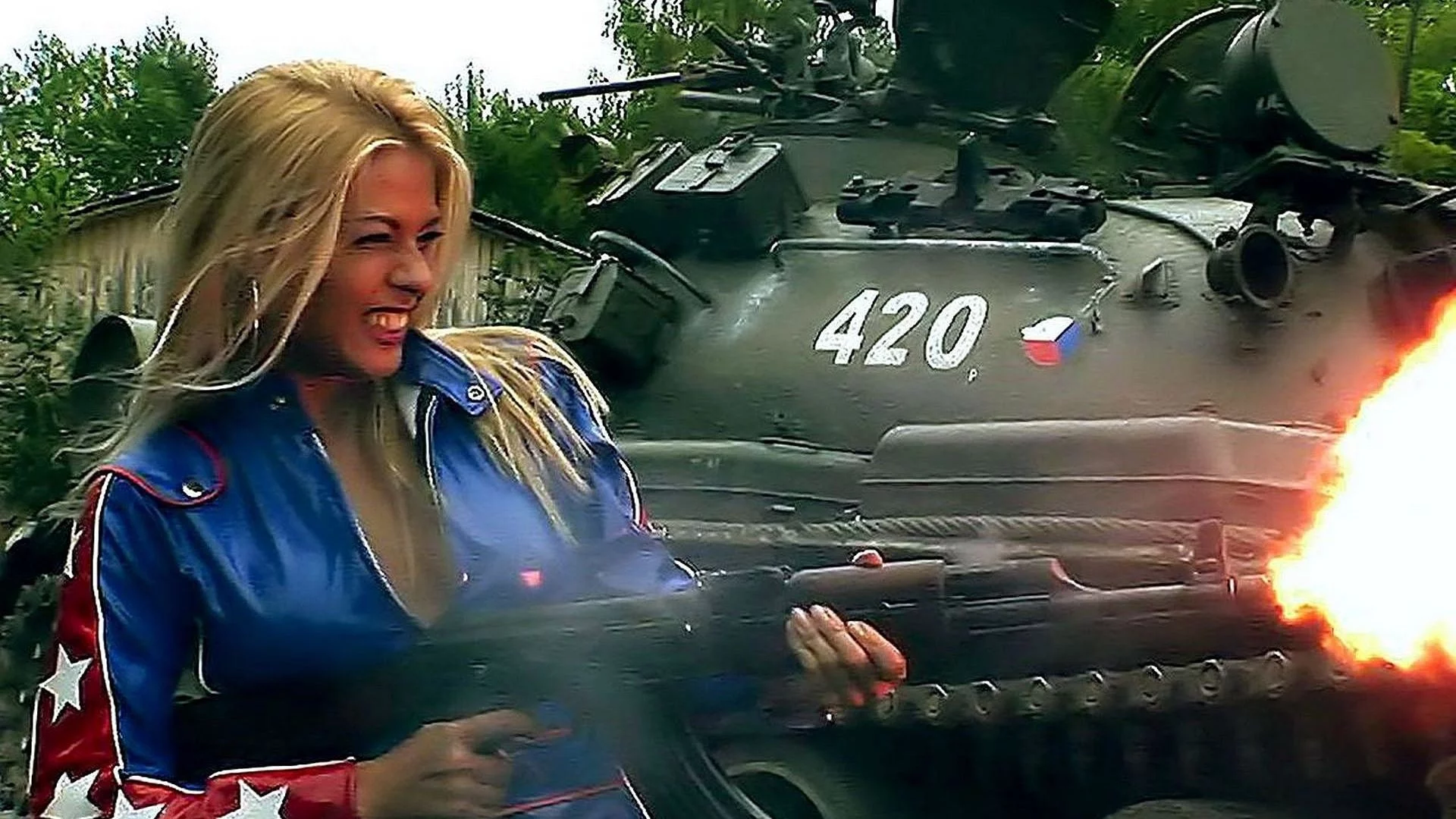 военная тема, бой-баба