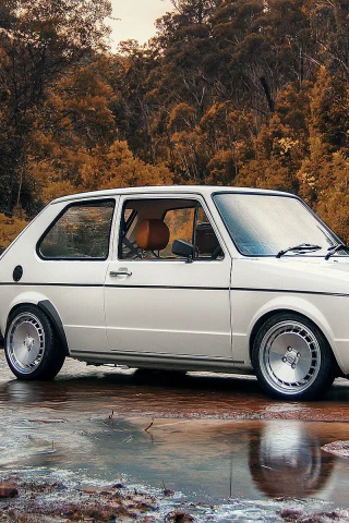 Осень, дорога, вода, машина, Volkswagen Golf