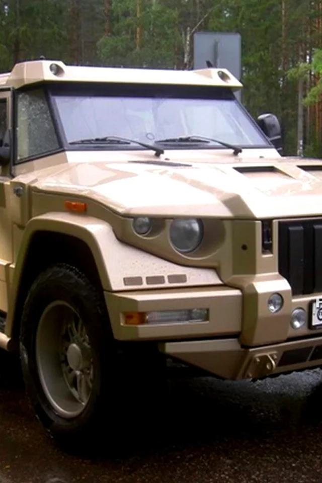 Бронемобиль, внедорожник, Kombat T98