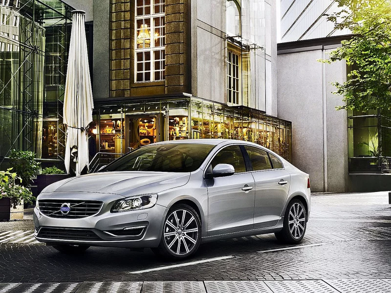 Город, площадь, брусчатка, машина, Volvo S60
