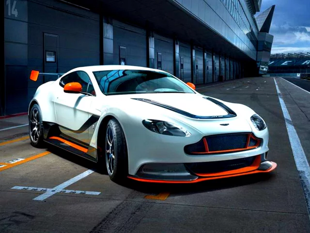 спорткар, тюнинг, Aston Martin GT12