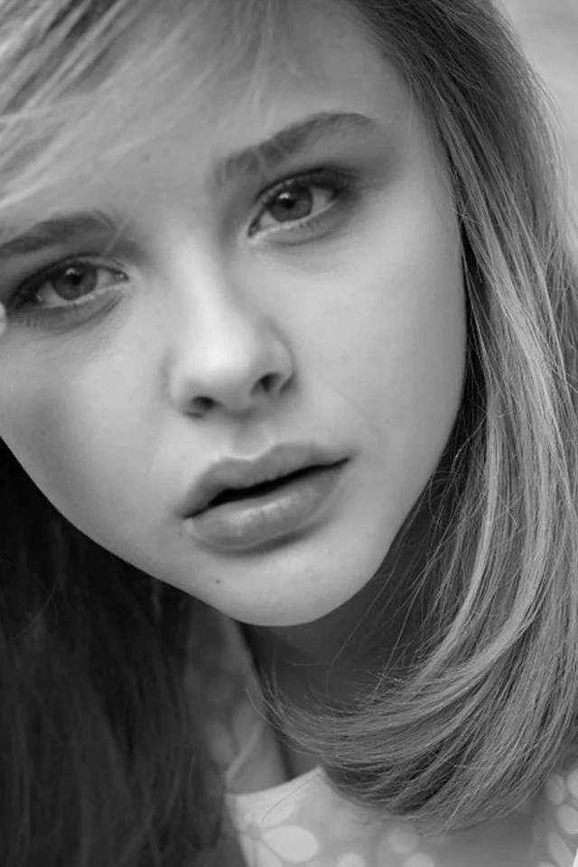 chloe grace moretz, черно-белое, актриса, хлоя грейс морец