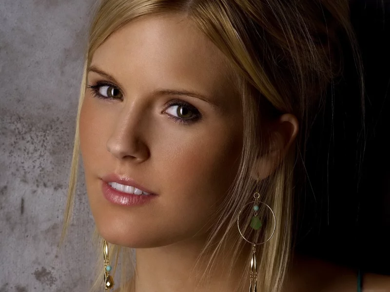 maggie grace, блондинка, мэгги грэйс, взгляд
