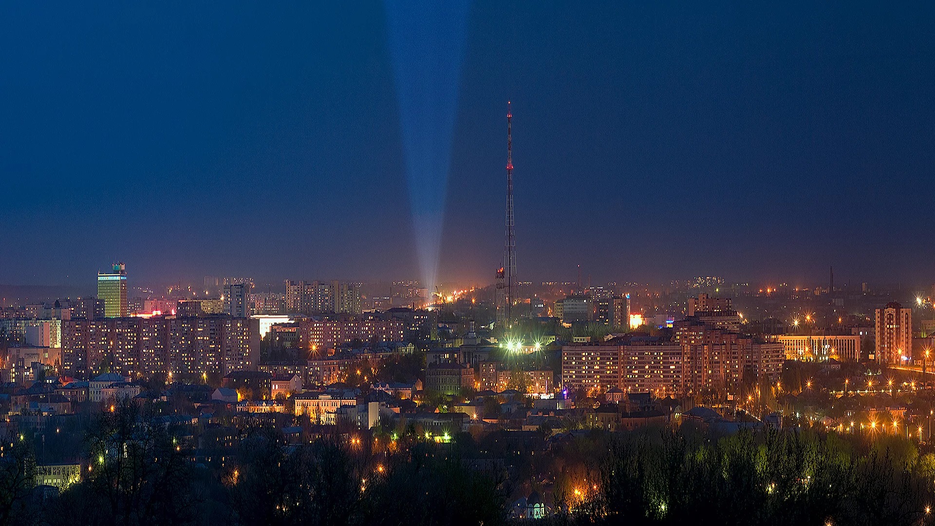 Ночь, огни, город, Луганск, Ворошиловград, Донбас.
