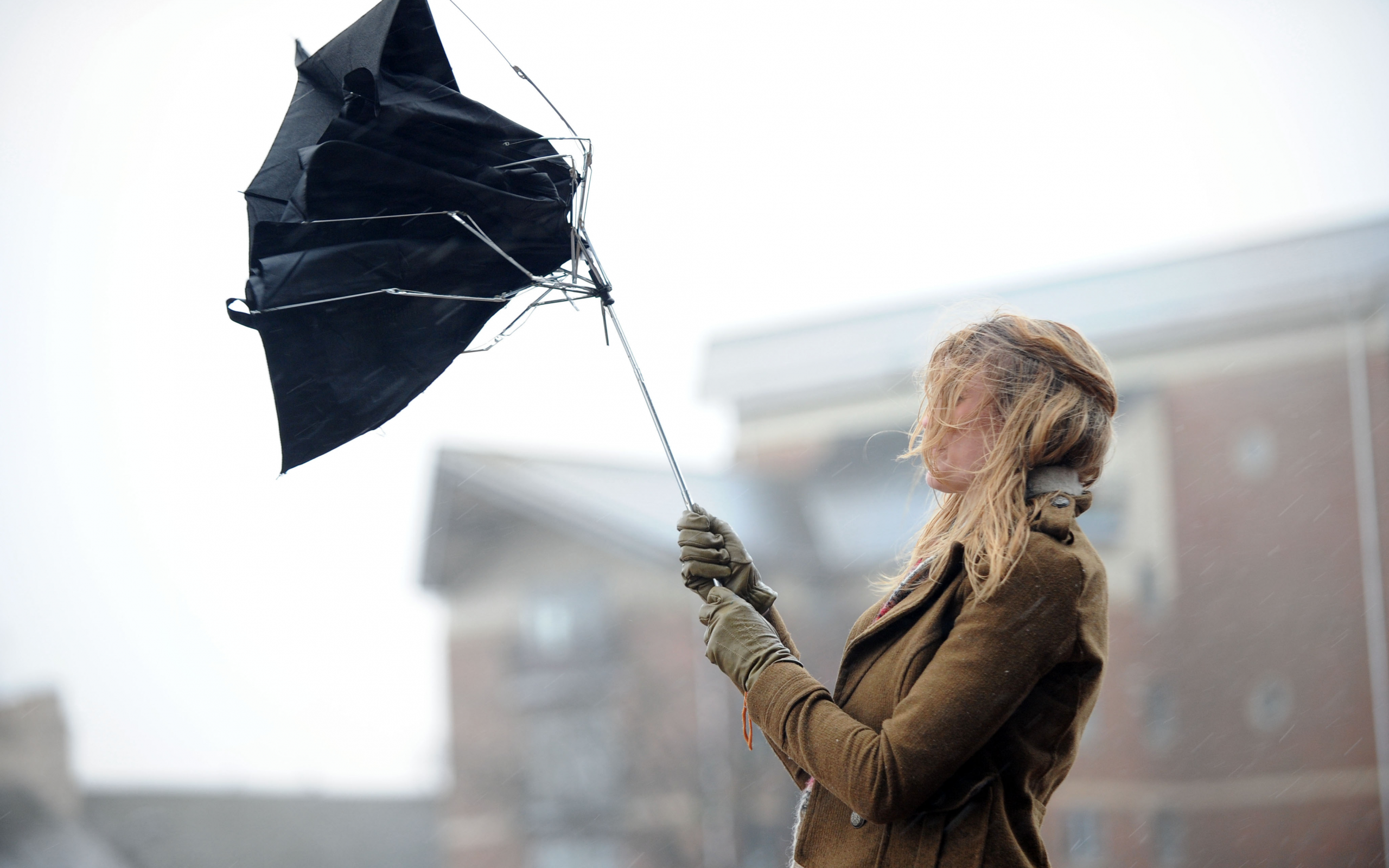 зонт, ветер, девушка, город