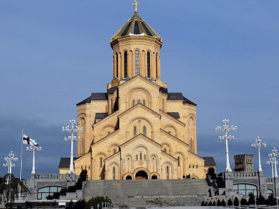 Грузия, Тбилиси, храм.