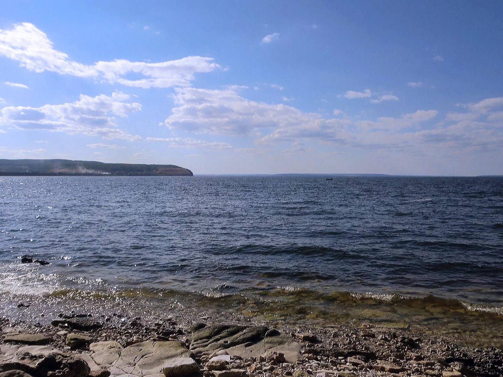 Небо, облака, берег, Жигулёвское море, вдхр, вода, камни.