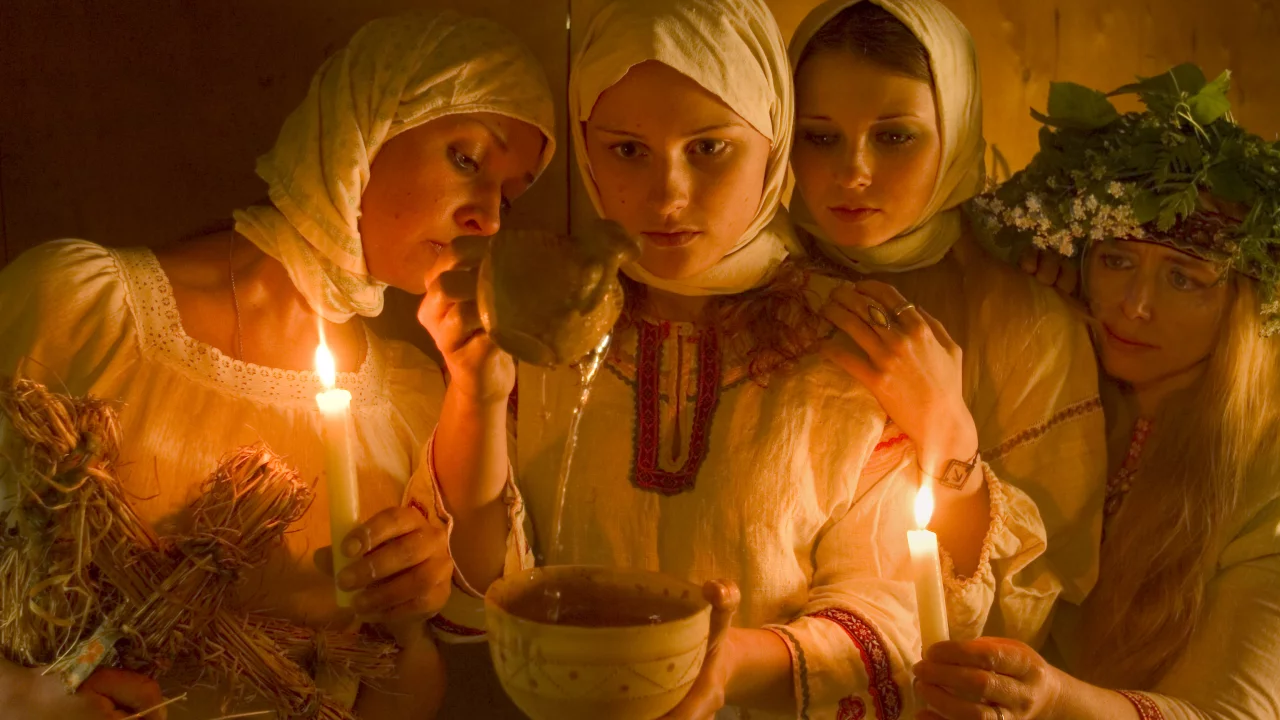 купала, изба, девушки, гадают