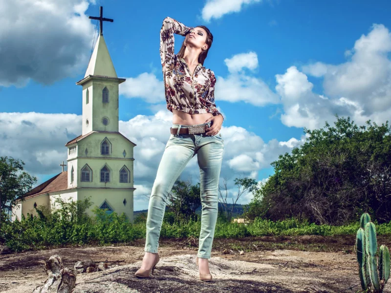 девушка, блузка, джинсы