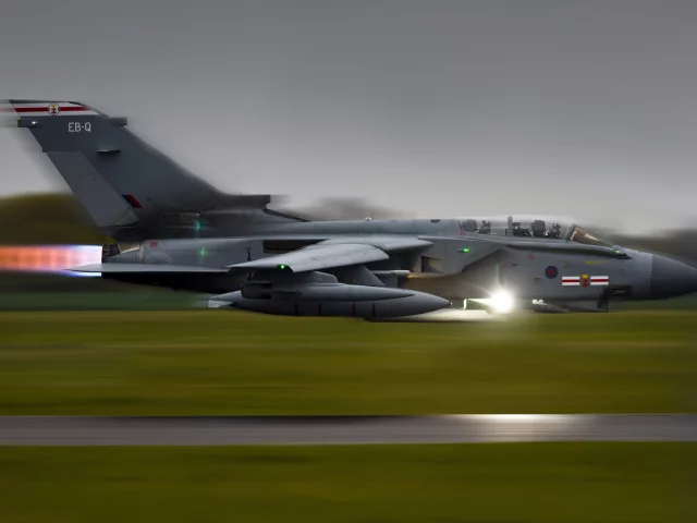 взлет, бомбардировщик, истребитель, panavia tornado, gr4