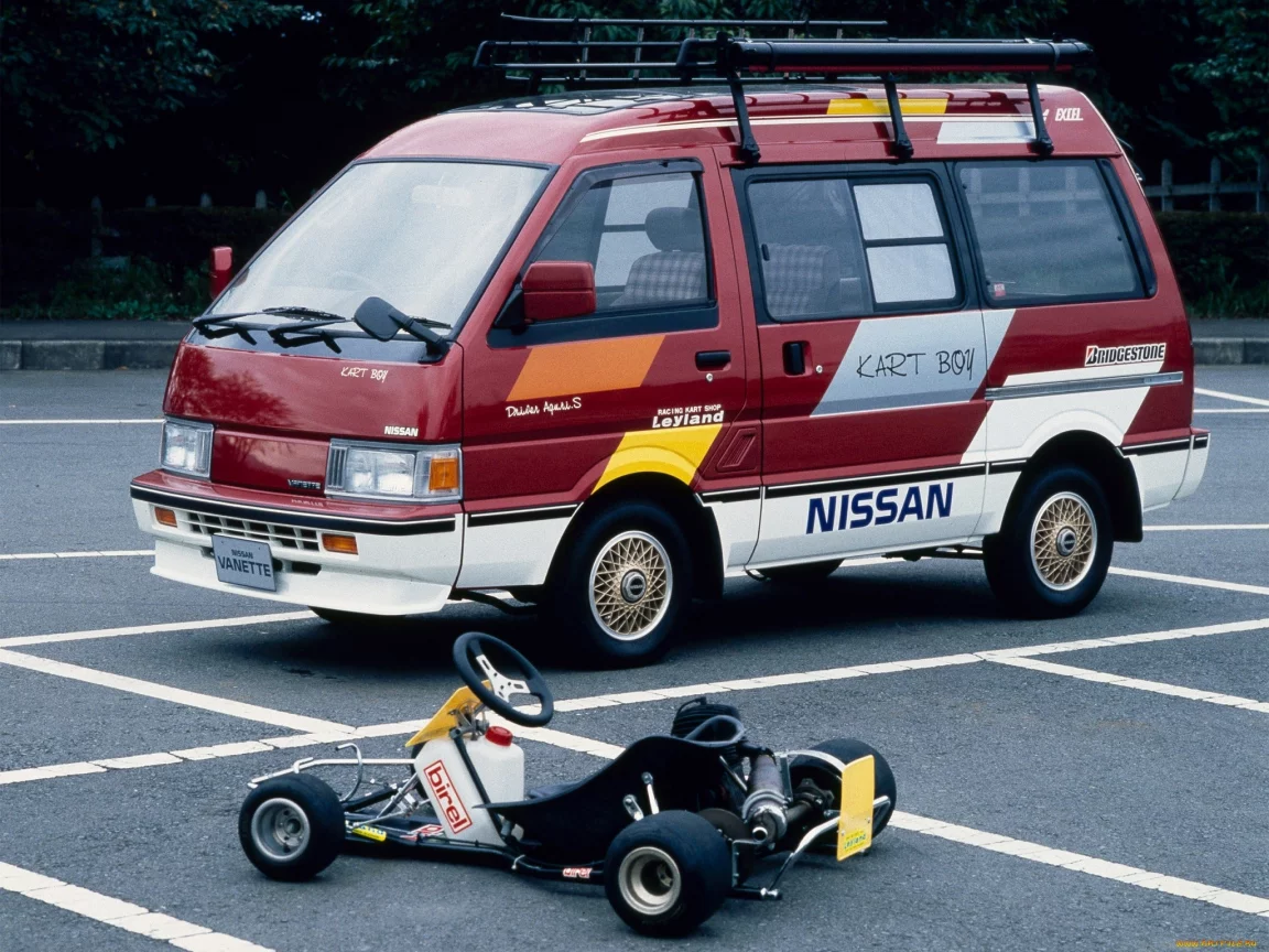 машины, NISSAN.