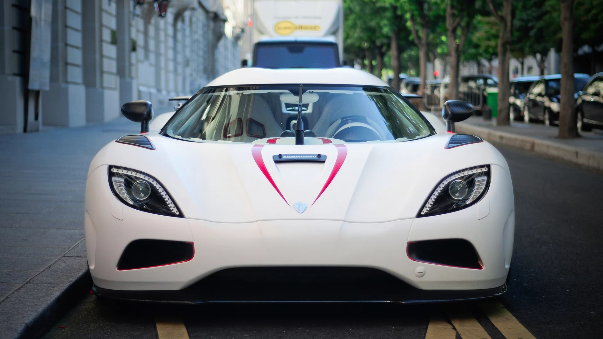 street, cars, white, tree, agera r, van, кёнигсегг, front, supercar, koenigsegg