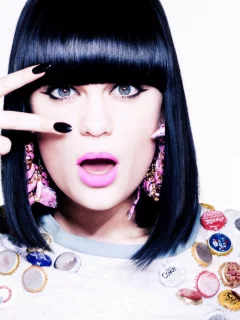 певица, лак, девушка, помада, брюнетка, серьги, jessie j