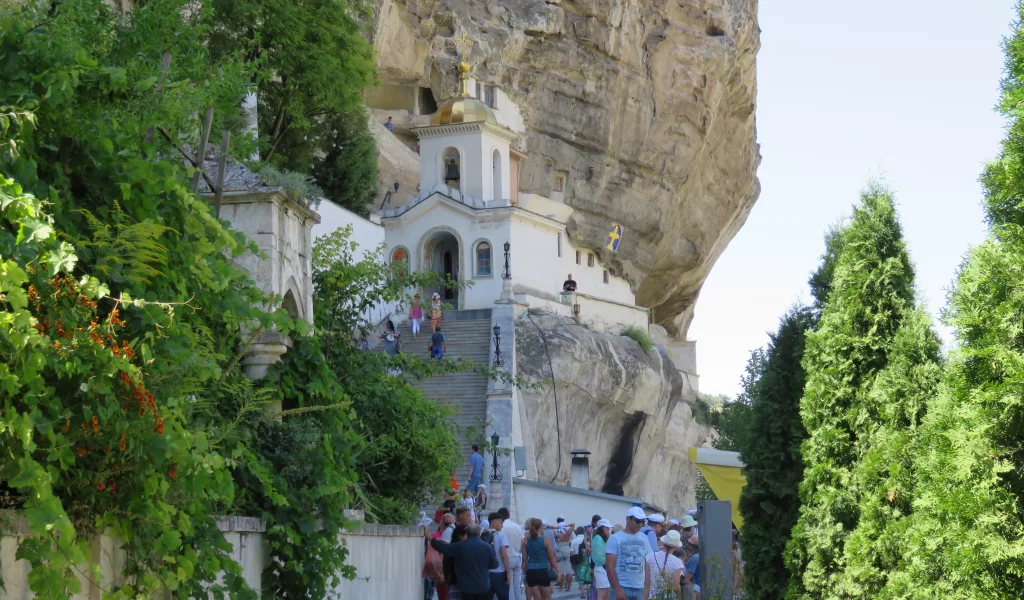 крым, горы, чуфут кале, церковь, вырублена, скала, тп