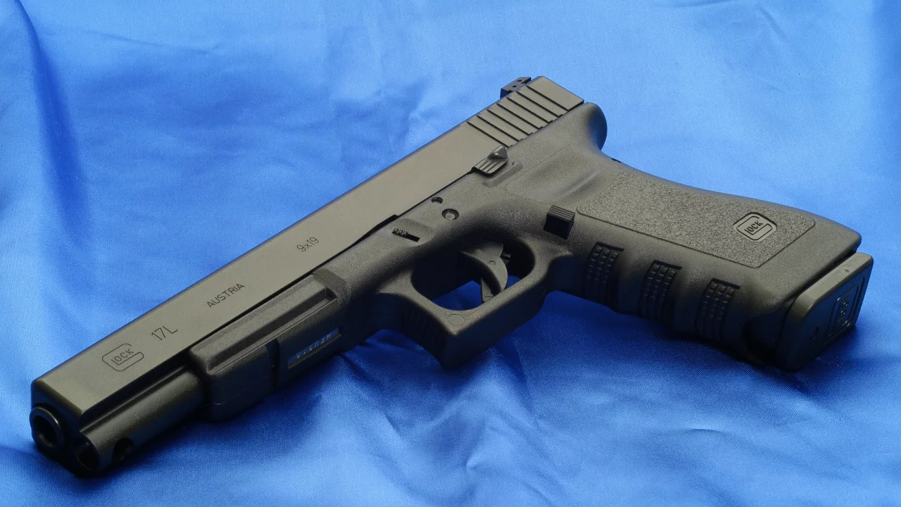 оружие, глок, обои, пистолет, wallpapers, glock, 17л, 17l, weapons