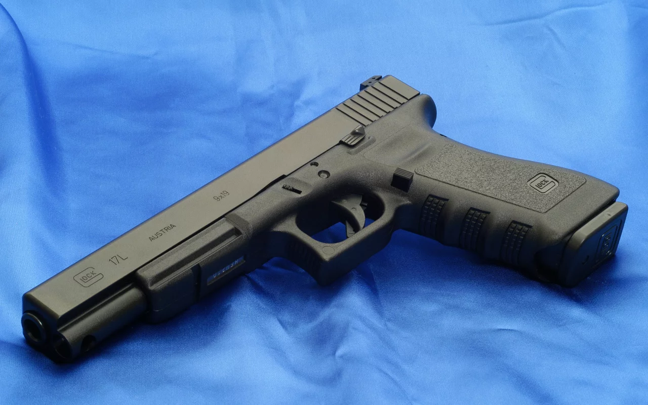 оружие, глок, обои, пистолет, wallpapers, glock, 17л, 17l, weapons