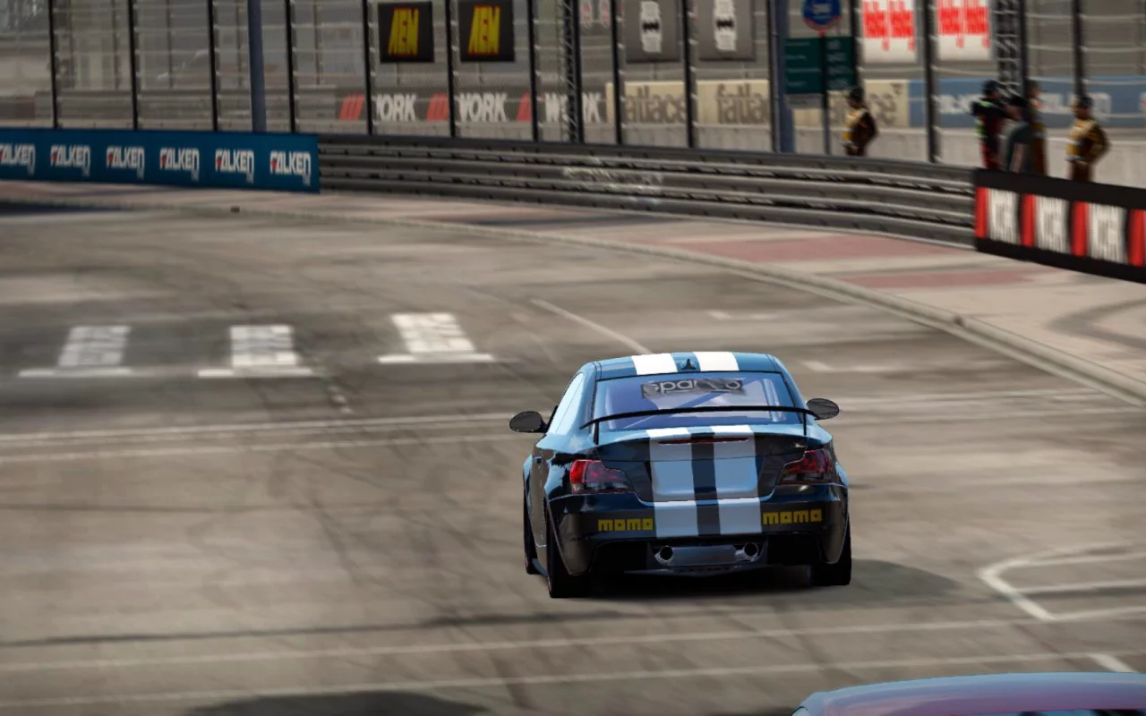 shift 2 unleashed, bmw 135i coupe, чёрный, вид сзади, гонка, скорость