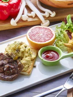 овощи, грибы, салат, картофель, гриль, грейпфрут, соус, мясо, ассорти