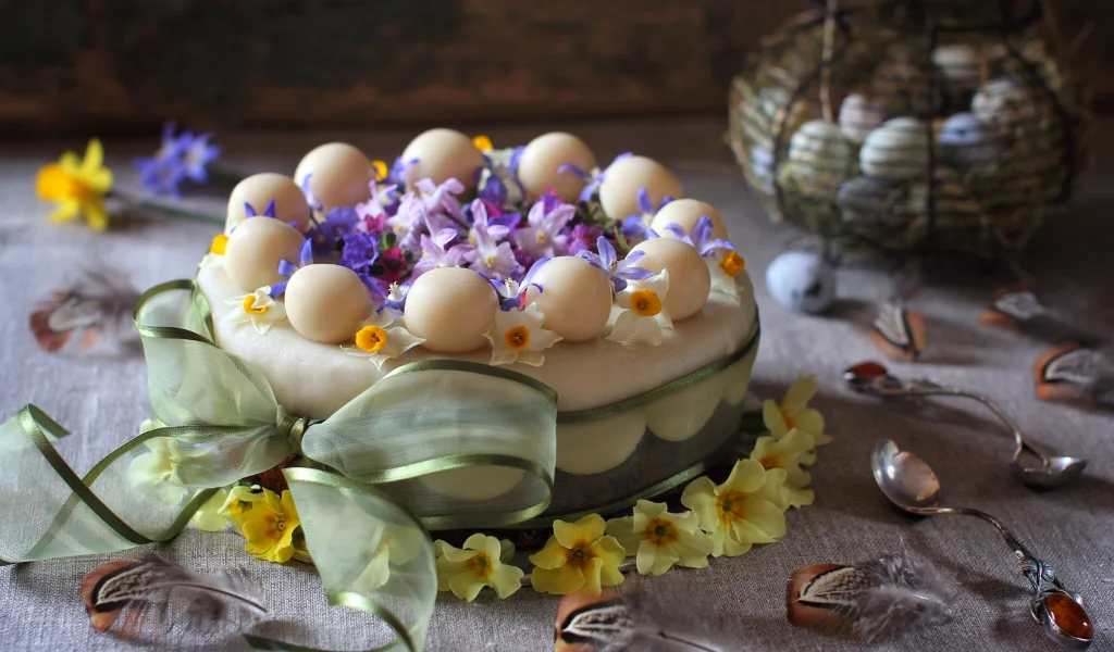 торт, цветы, примула, весна, бант, перья, ложка, яйца
