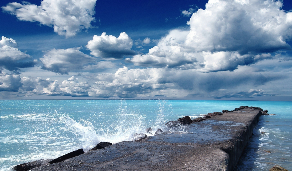 beach, пляж, sea, landscape, bridge, beauty, sky, clouds, water, spray, wave, jcean, ocean, coast, sea, sky, sunshine, emerald, blue, sand, see, up, sun, summer, smile, wide