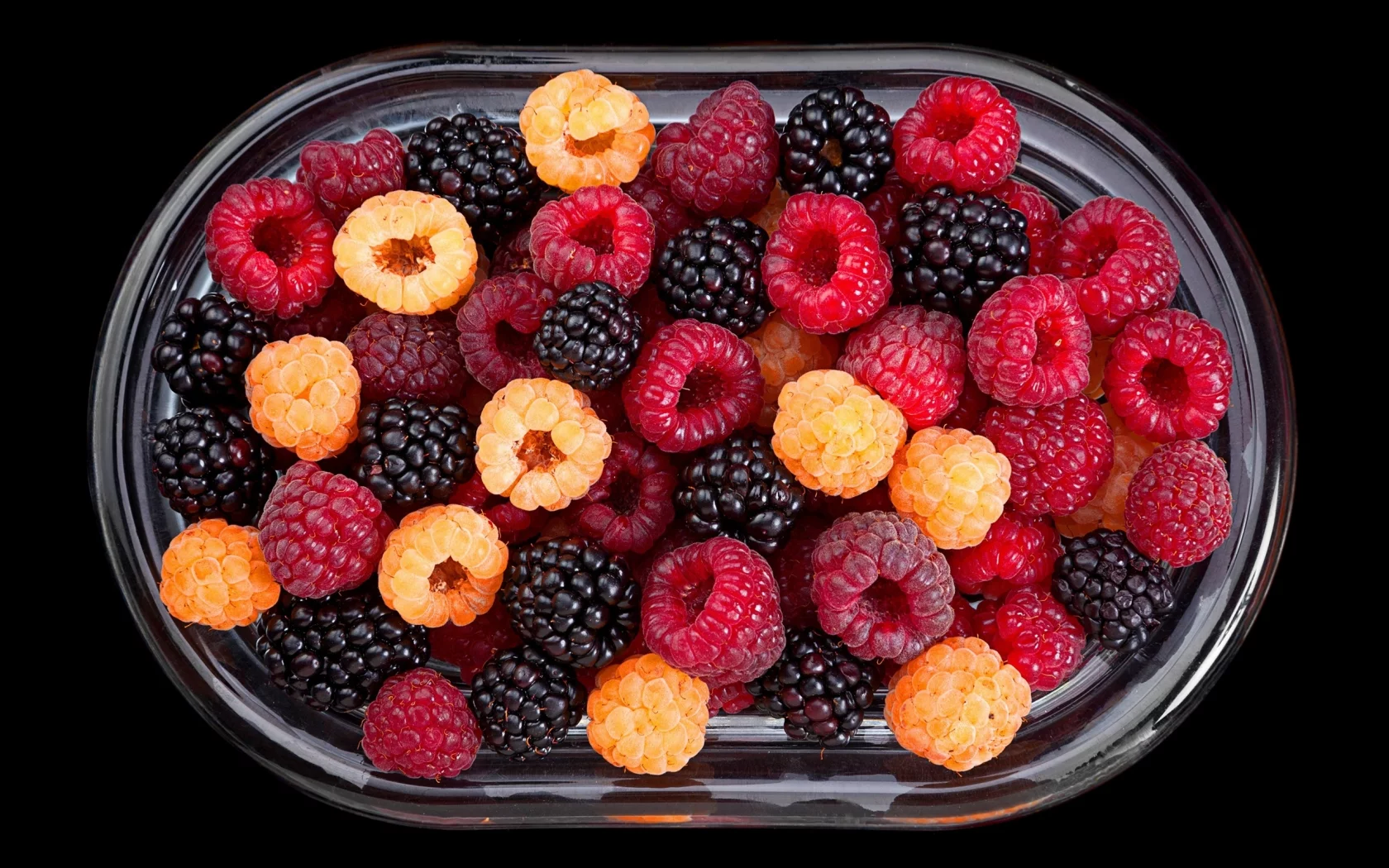 малина, ягоды, природа, лето, витамины, fresh, raspberries, blackberries, bowl, sun, summer, see, up, food, vitamin