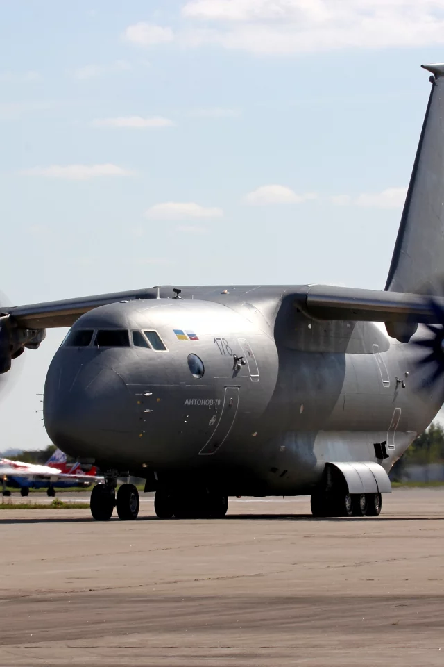 ан-70, аэродром, среднемагистральный, российский