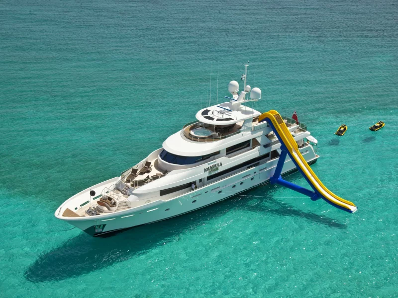 island, остров, yacht, ship, boat, sea, fish, water, jcean, ocean, coast, paradise, tropical, sea, sky, sunshine, emerald, blue, beach, sand, sun, summer, smile, wide