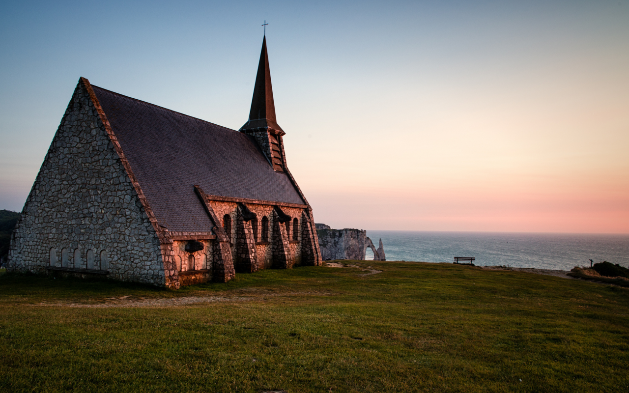 chapelle notre-dame de la garde , франция, вечер, море, нормандия