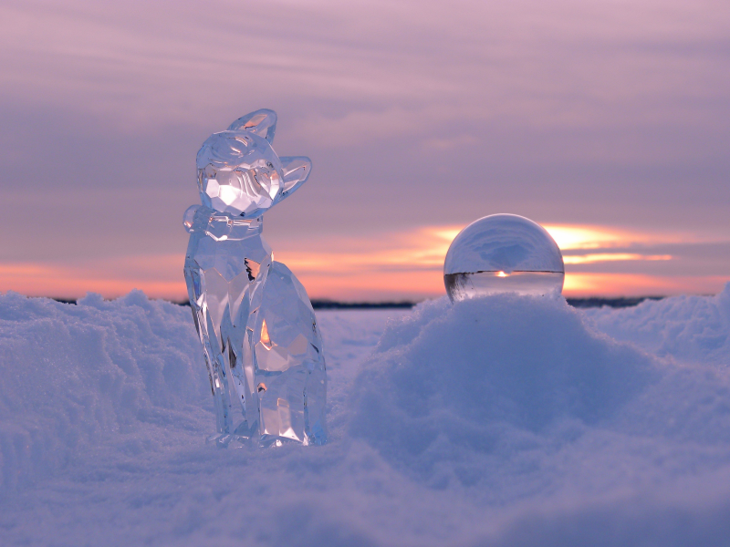 скульптуры, закат, лёд, кошка, снег, зима, шар