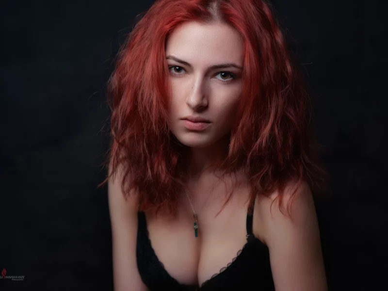 рыжая, сексуальная, взгляд