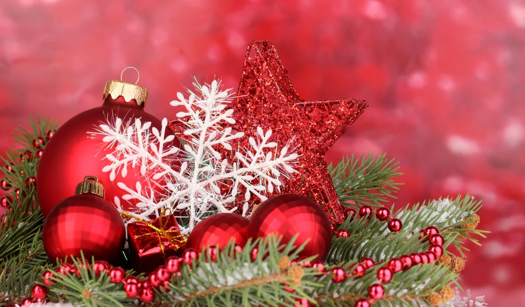 bokeh, red balls, decoration, gift, necklace, snowflake, merry christmas, stars, lights, new year 