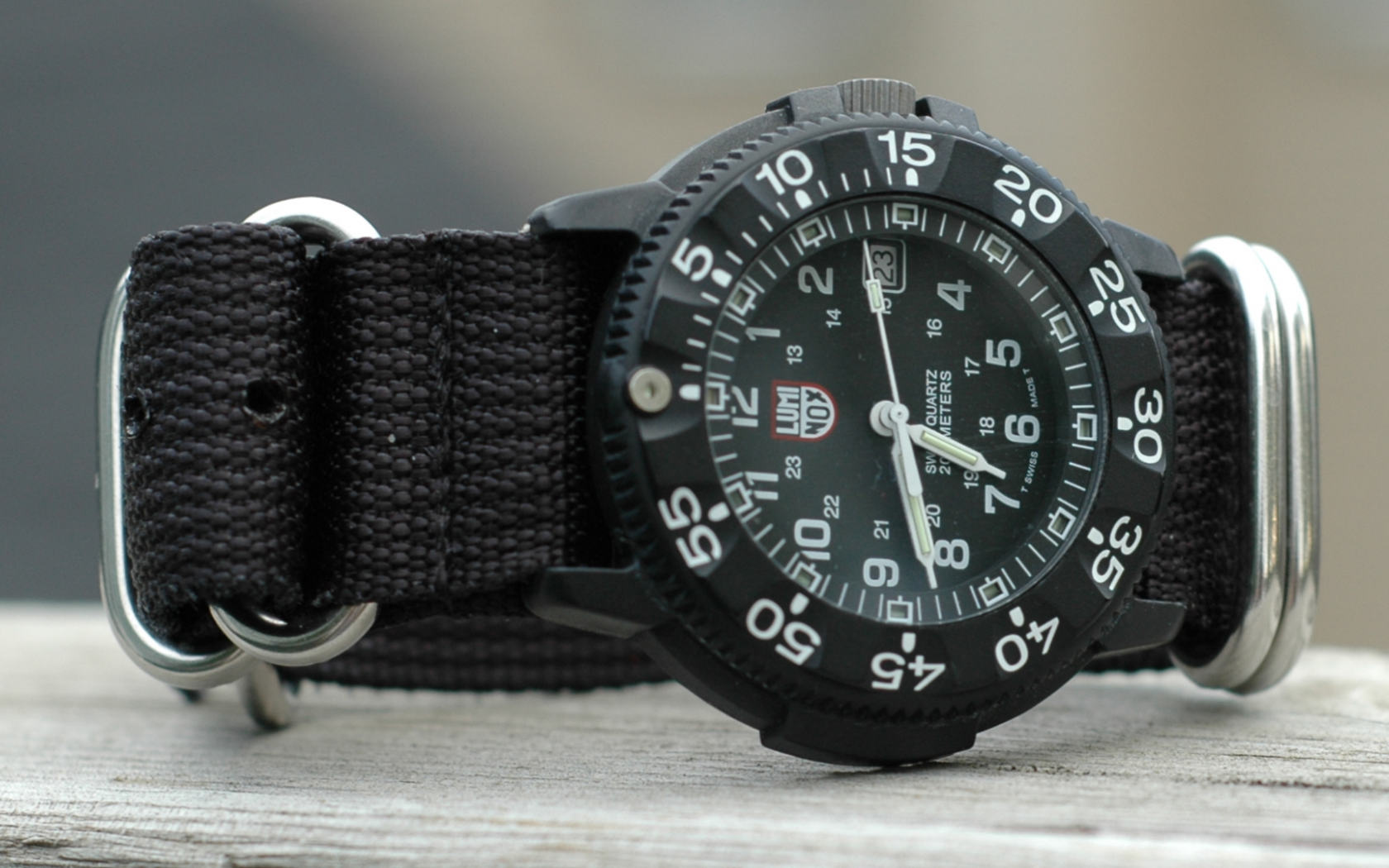 strap, luminox watch, mesh fabric, glass