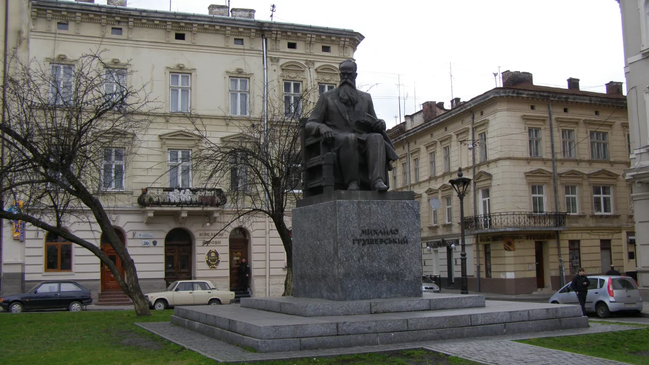 львов, памятник, грушевский, проспект, шевченеко