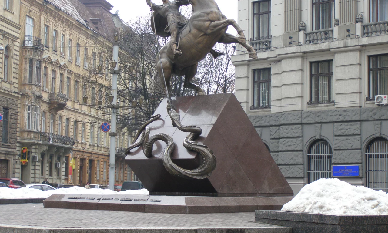 львов, площадь, памятник, георгий, победоносец, 2007, год