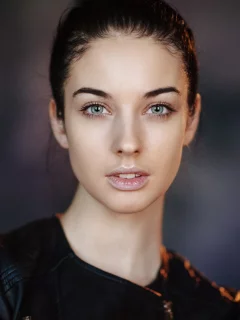 alla berger, брюнетка, девушка, модель, милая, красивая, стройная, фигура