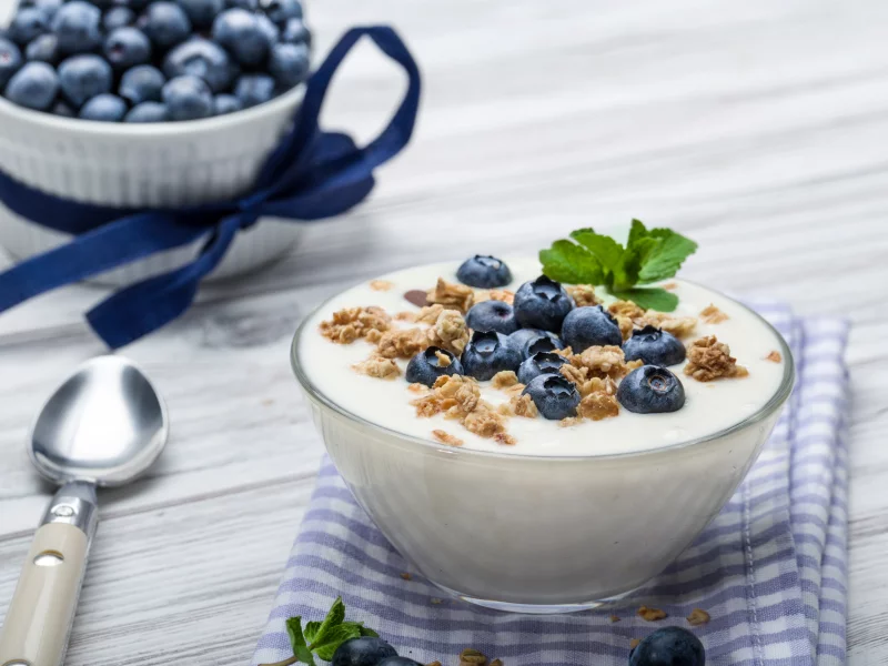 milk, мюсли, черника, yoghurt, ягоды, berries, йогурт, muesli, ложка