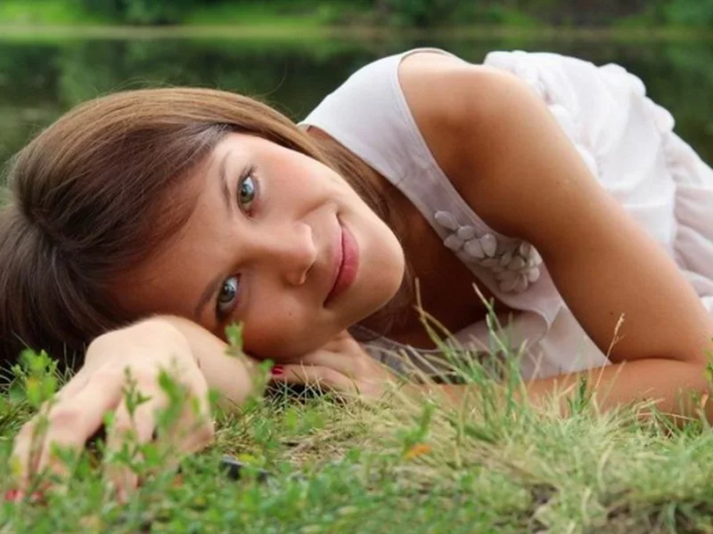 russian girls, русская девушка, глаза, лицо, крупно, красавица, миленько, милашка, волосы, фон