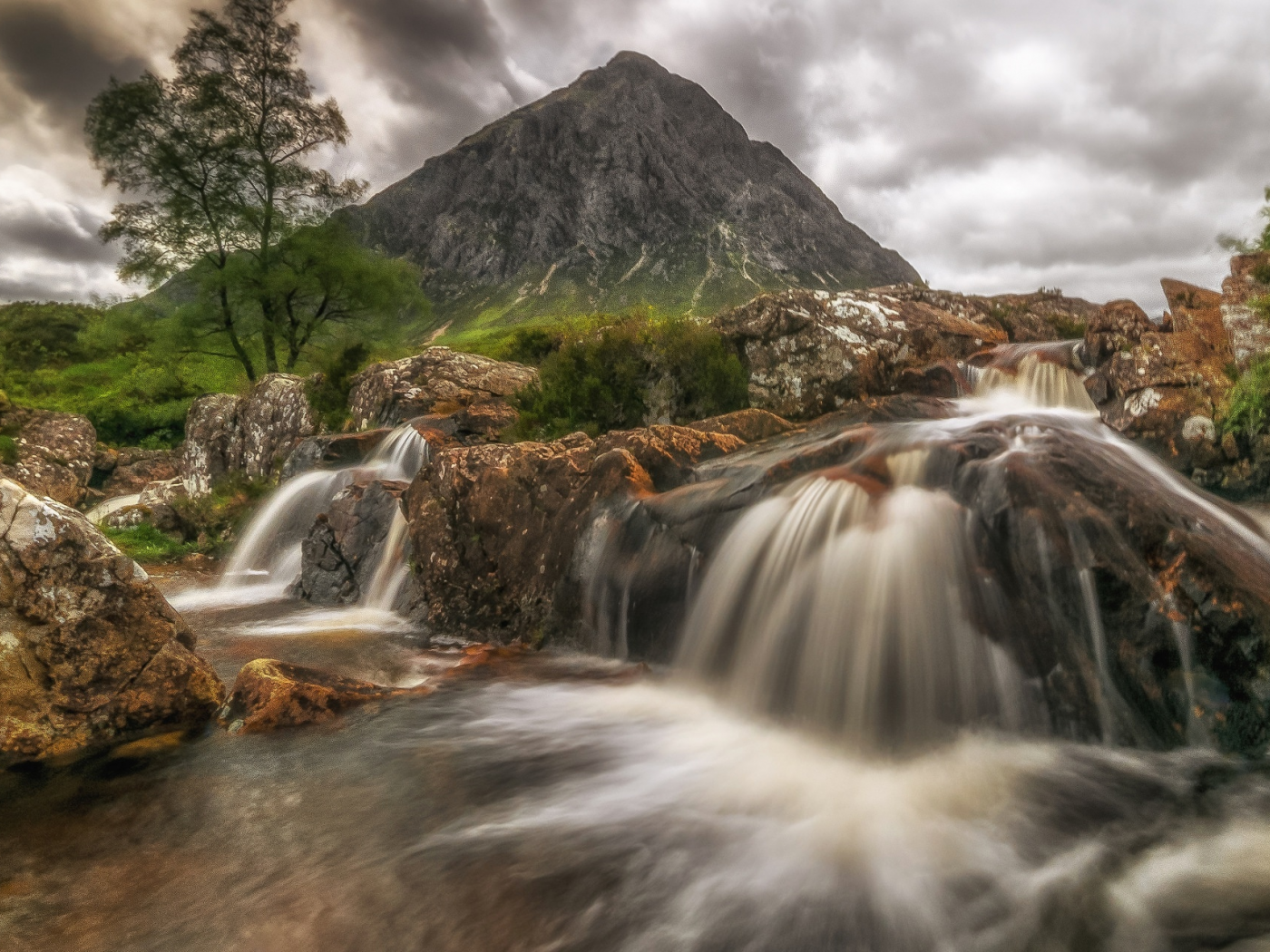 камни, река, пейзаж, поток, шотландия, дерево, гора