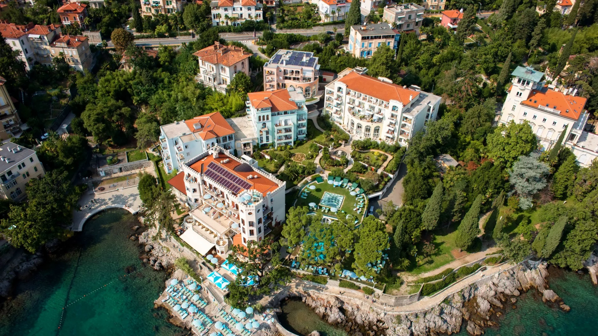 вид сверху, хорватия, дорога, дома, берег, деревья, оpatija, камни