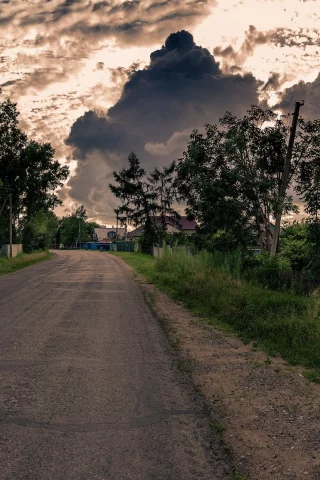 облака, дорога, деревня